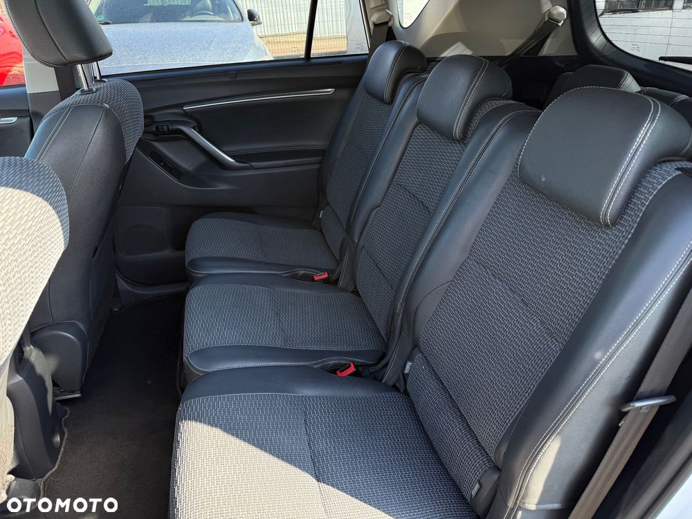 Toyota Verso 2.0 D-4D Prestige 7os - 25