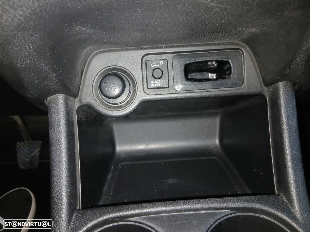 Mitsubishi Outlander 2.2 DI-D Instyle Navi - 21