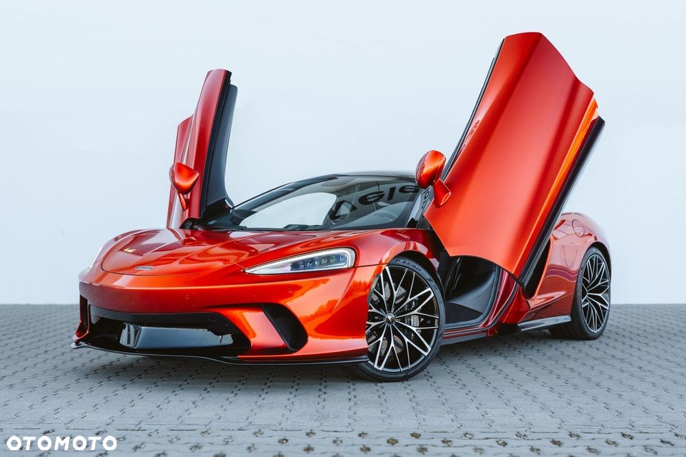 McLaren GT - 7