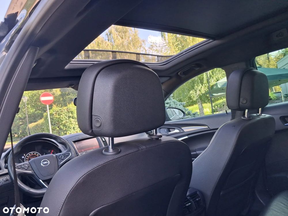 Opel Insignia - 16