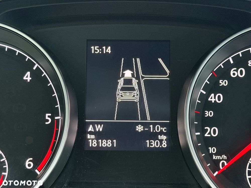 Volkswagen Golf 2.0 TDI (BlueMotion Technology) Highline - 35