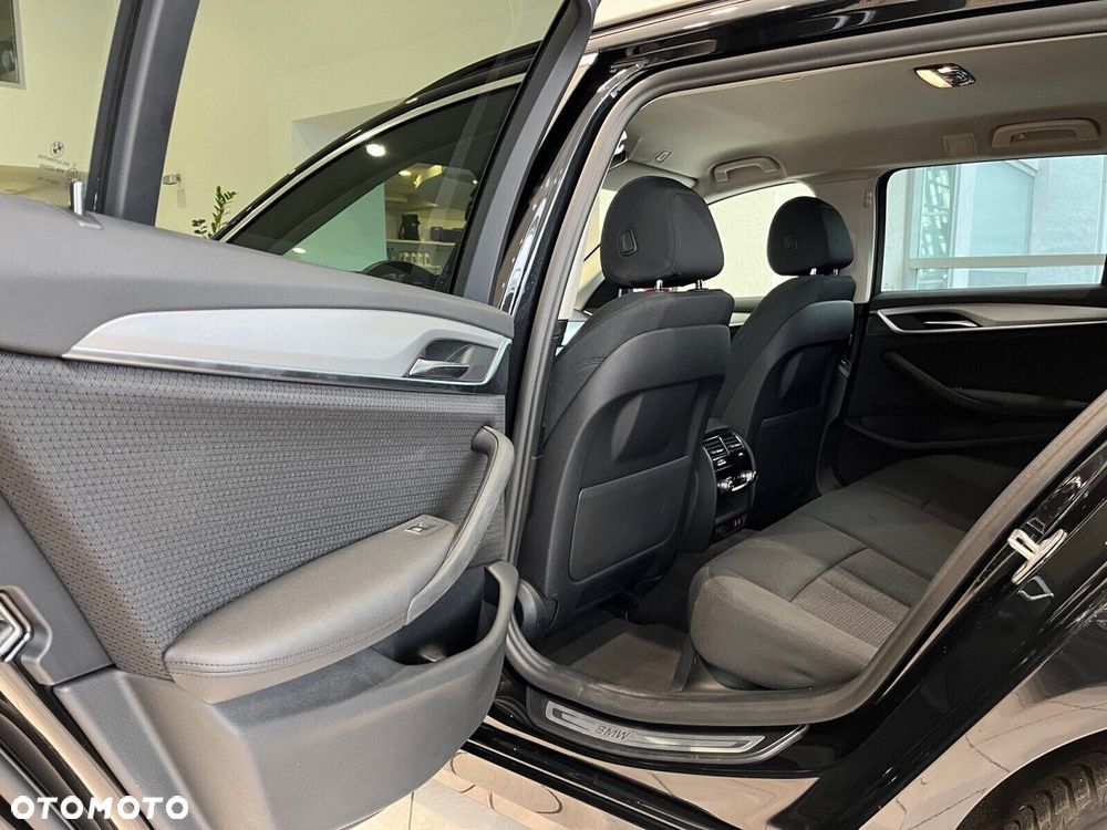 BMW Seria 5 - 12