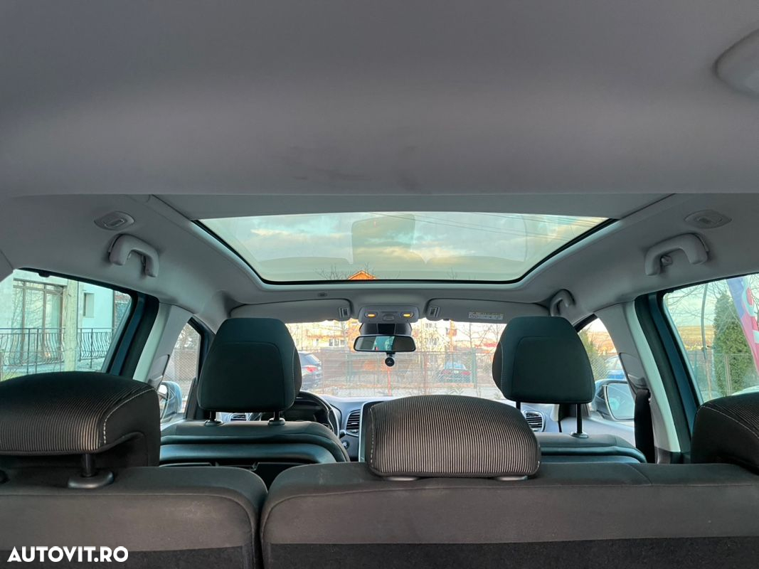 Renault Grand Scenic - 4