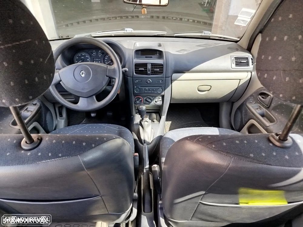 Renault Clio 1.2 16V Expression - 20