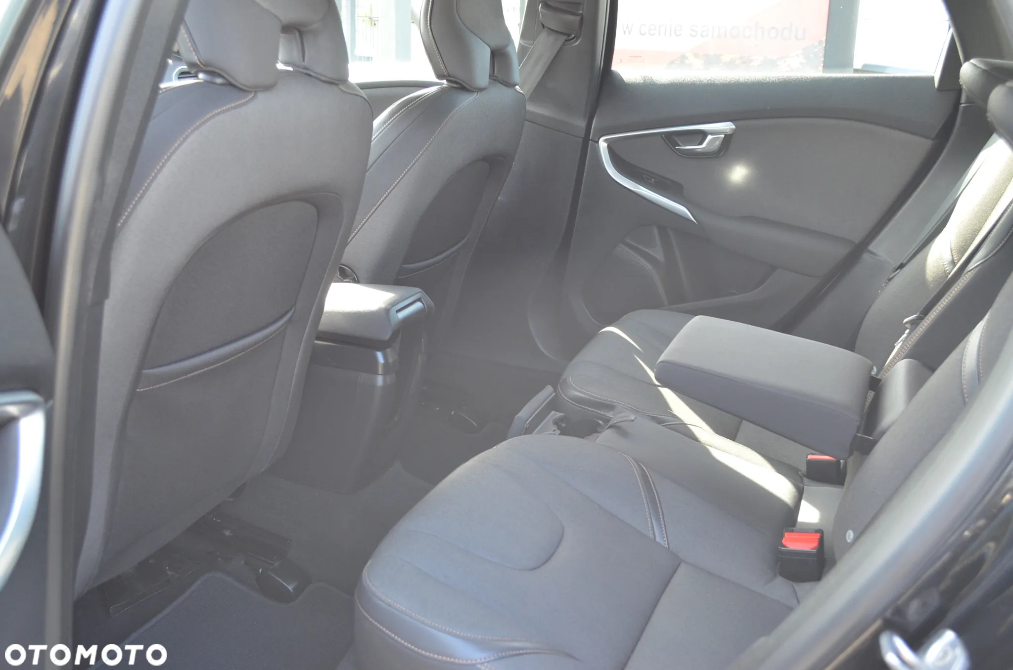 Volvo V40 - 10
