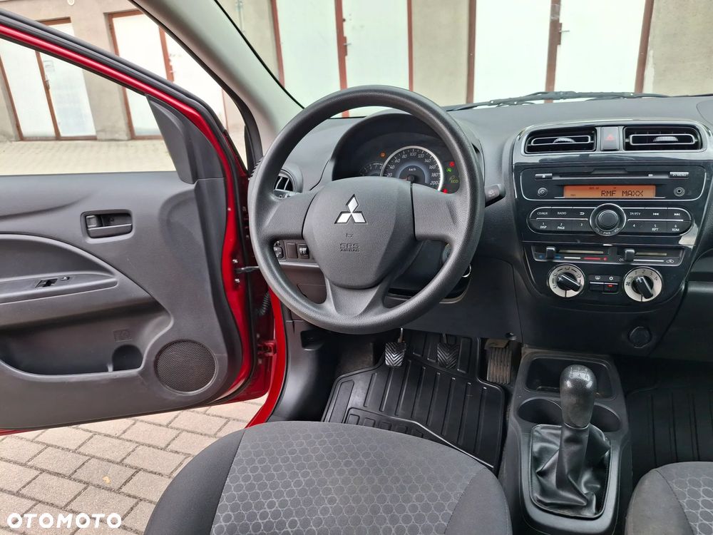 Mitsubishi Space Star - 18