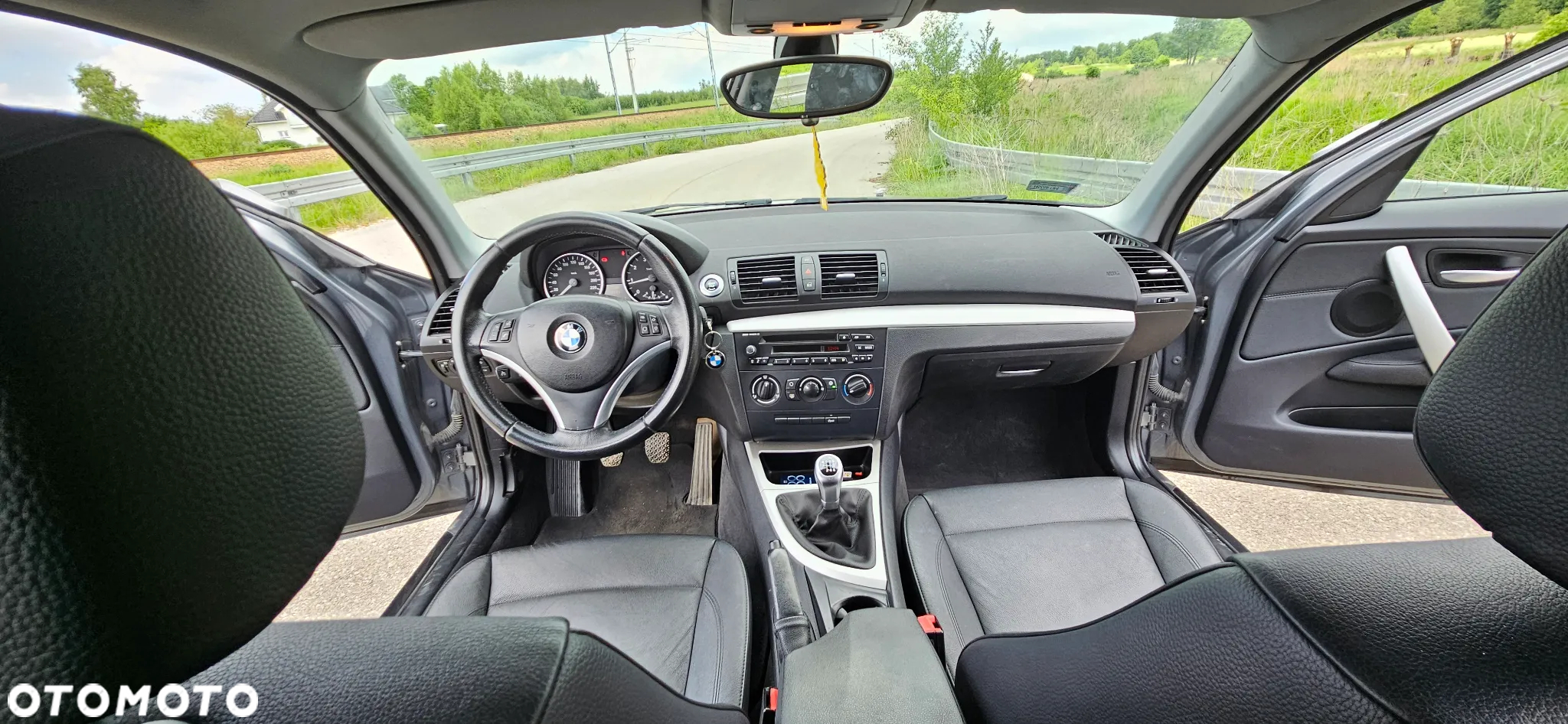 BMW Seria 1 118i - 22
