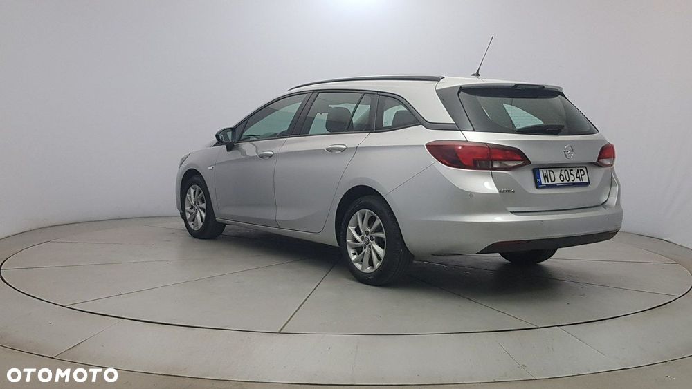 Opel Astra - 5