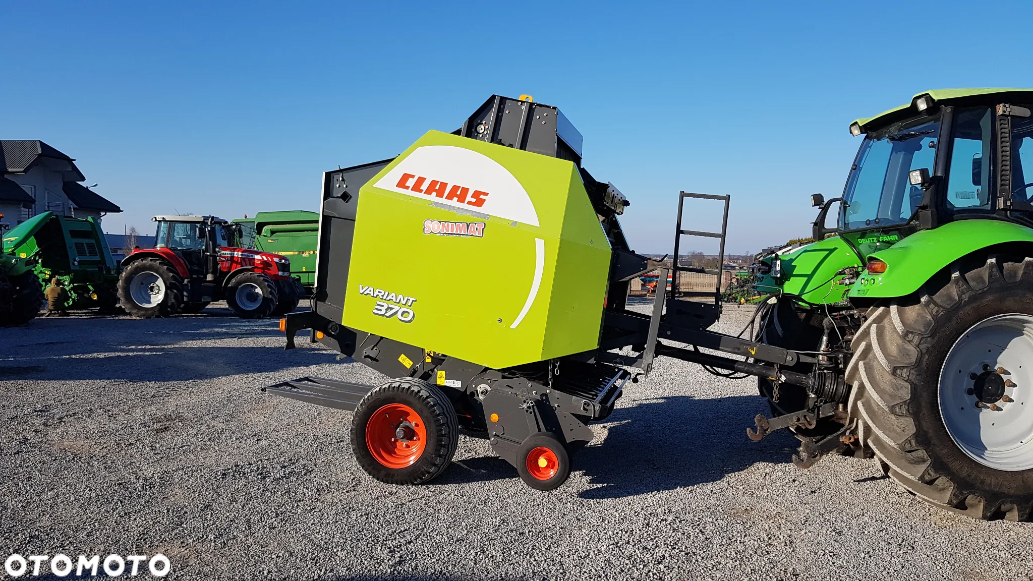 Claas VARIANT 370 - 18