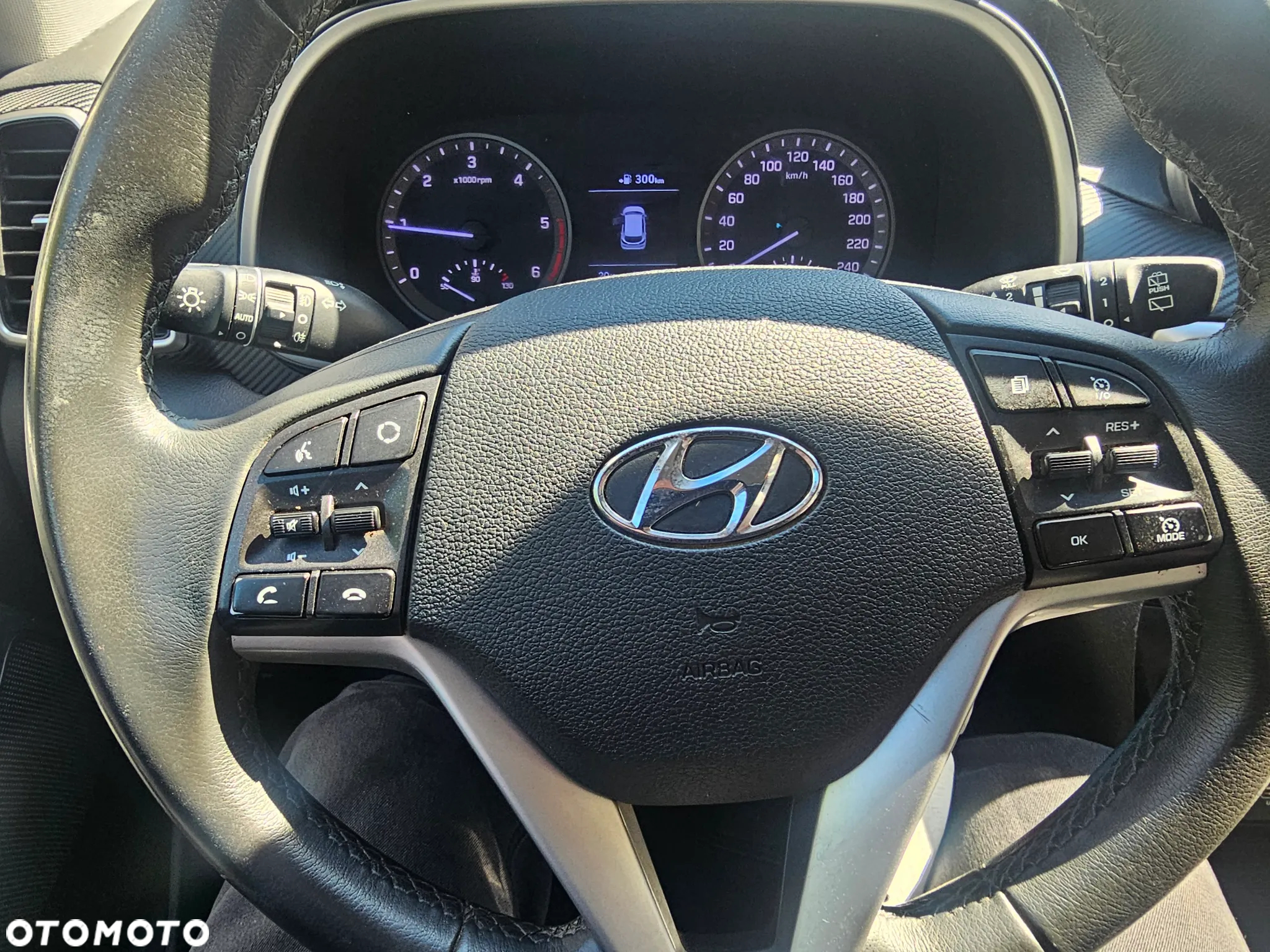 Hyundai Tucson blue 1.6 CRDi 2WD Pure - 30
