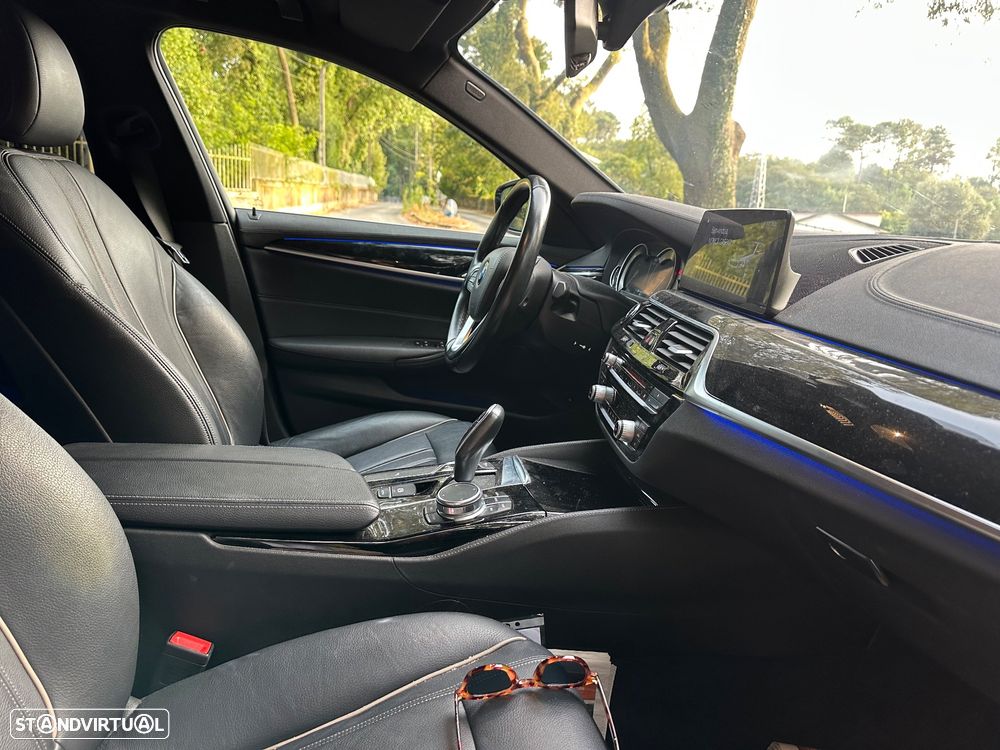 BMW 520 d Line Luxury Auto - 6