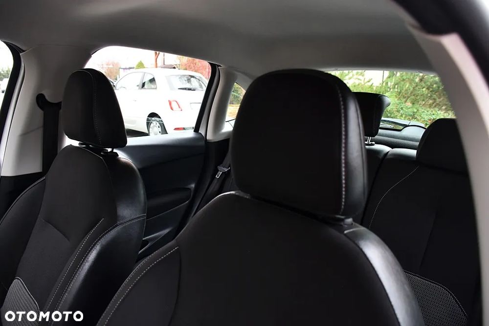 Citroën C3 Pure Tech (VTi) 82 Exclusive - 31