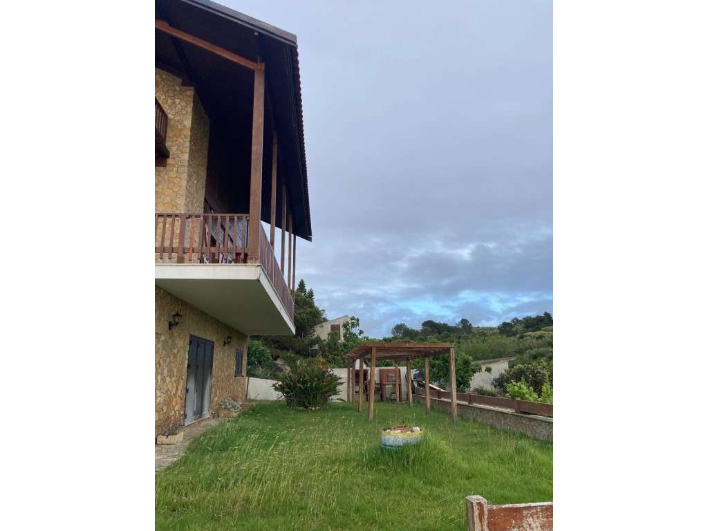 Moradia T4 na Ericeira com Garagem para 3 Carros e Jardim - Grande imagem: 5/34