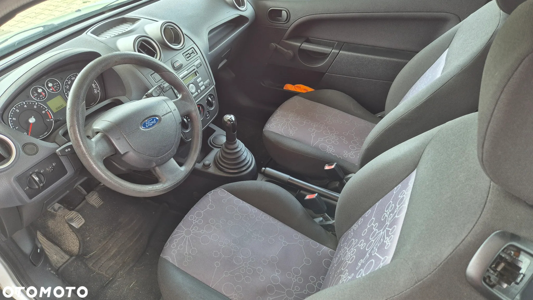 Ford Fiesta 1.3 - 10