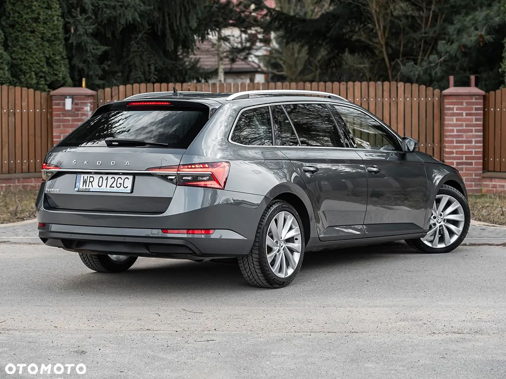 Skoda Superb 2.0 TDI DSG L&K - 20
