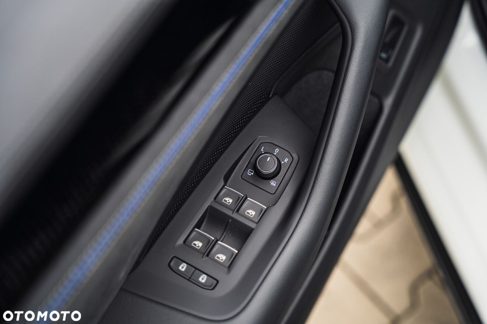 Volkswagen Passat - 19