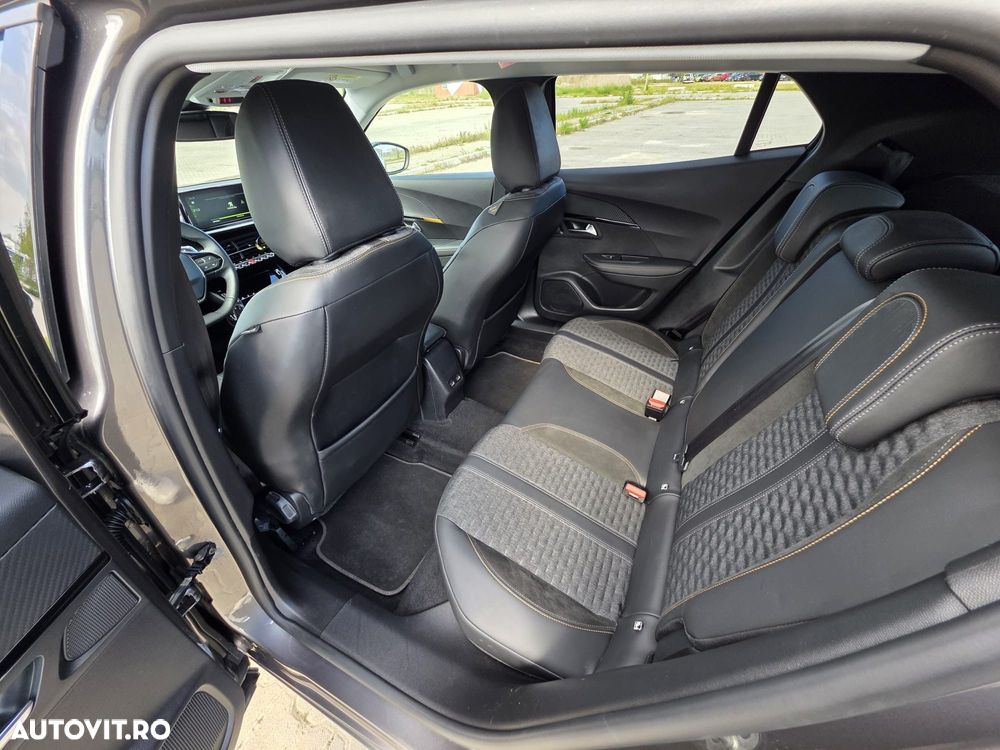 Peugeot 2008 - 13