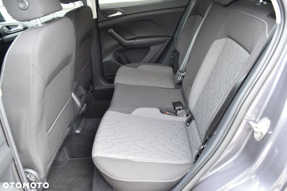 Volkswagen T-Cross - 27
