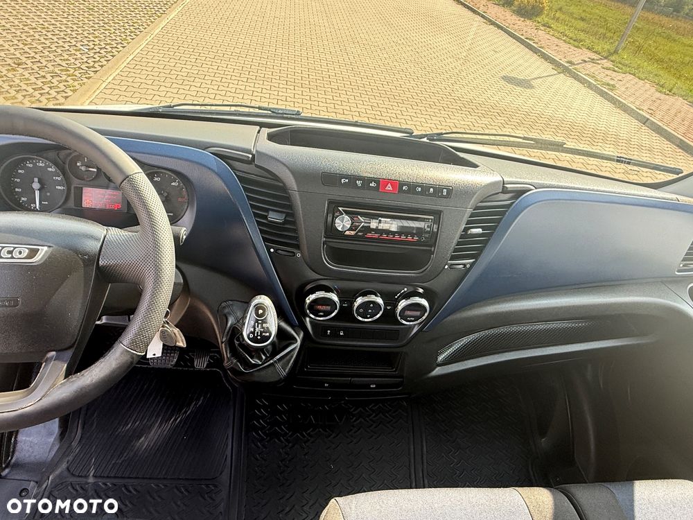 Iveco DAILY 35-180 3.0 HPI 180KM WYWROTKA 3-stronna !Resor+Poduszka ! HAK ! SUPER STAN!!! - 16