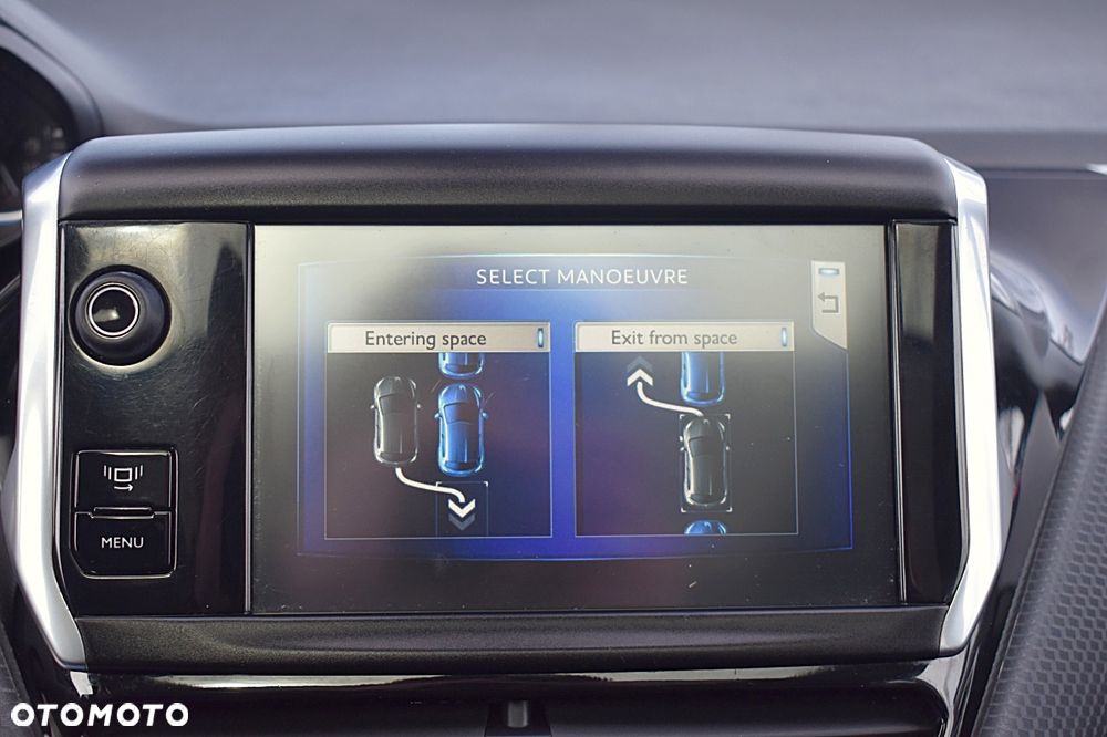 Peugeot 2008 120 VTI Allure - 28