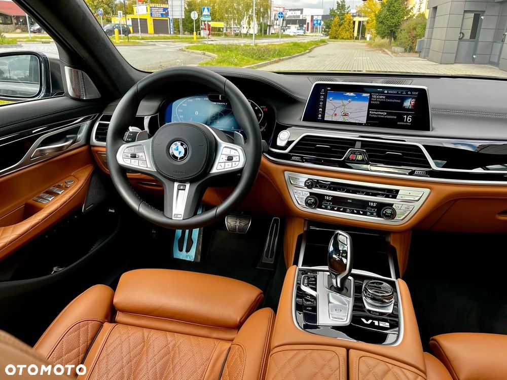 BMW Seria 7 M760Li xDrive - 23
