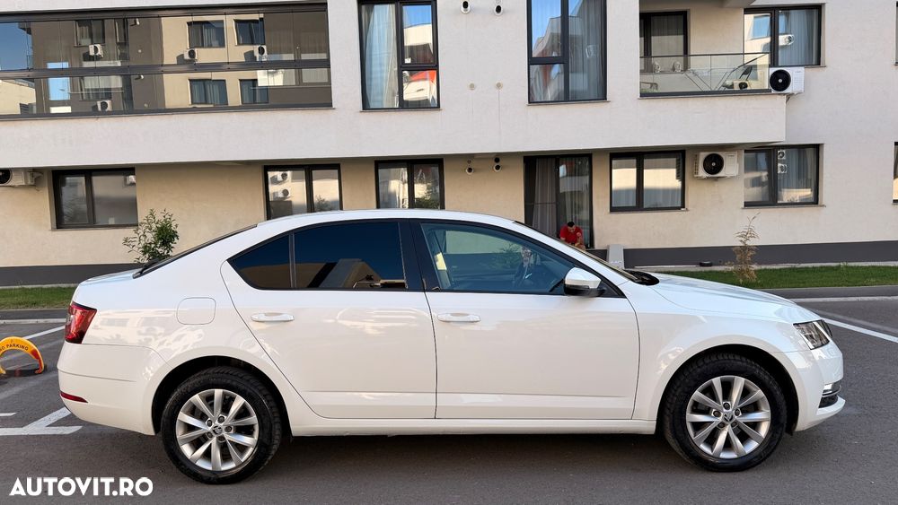 Skoda Octavia - 2