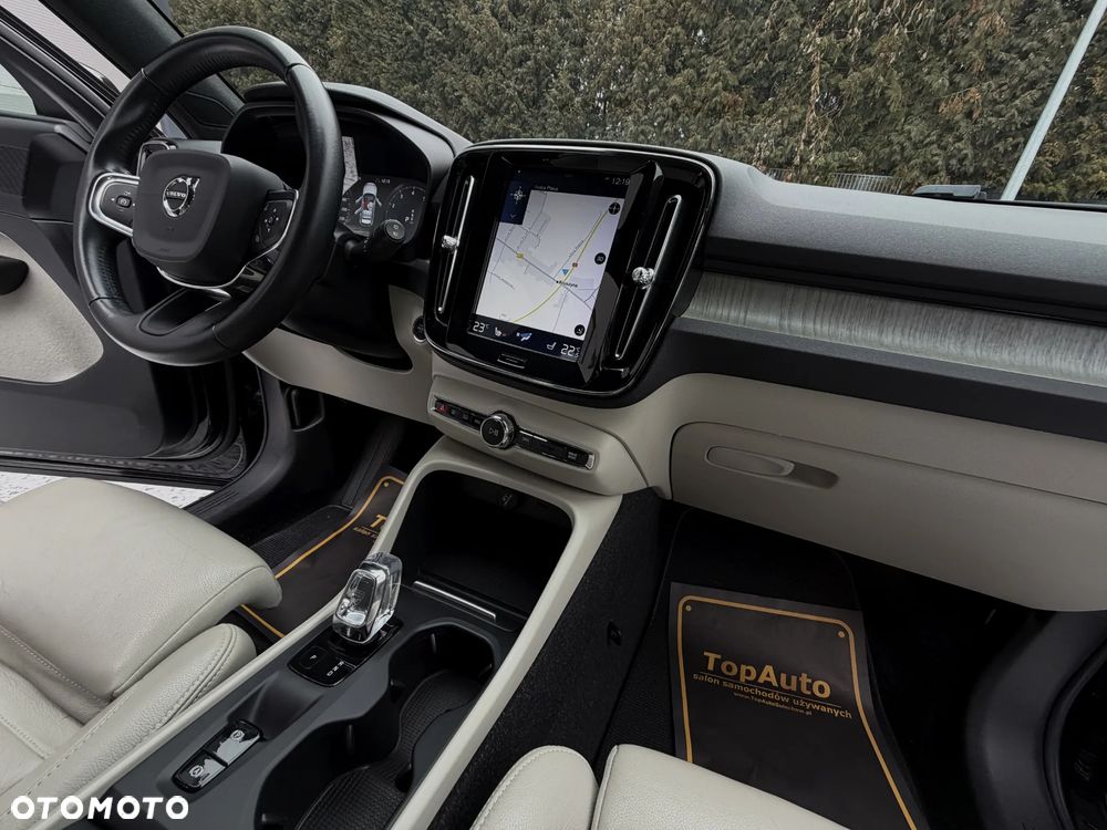 Volvo XC 40 T4 Inscription - 17