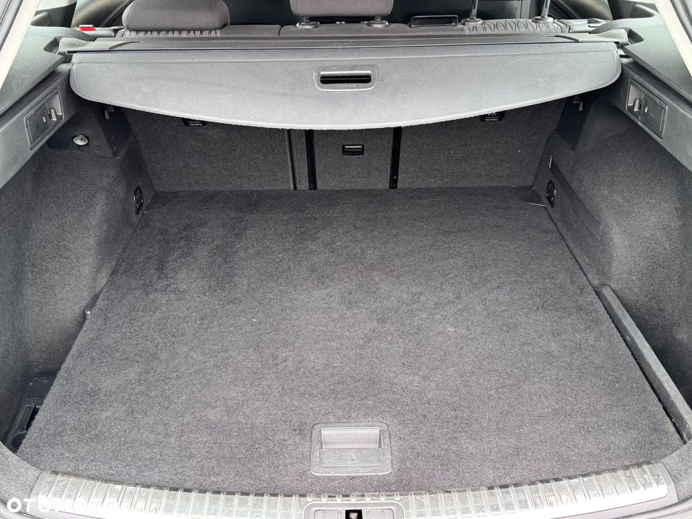 Seat Leon 2.0 TDI Style S&S DSG - 32