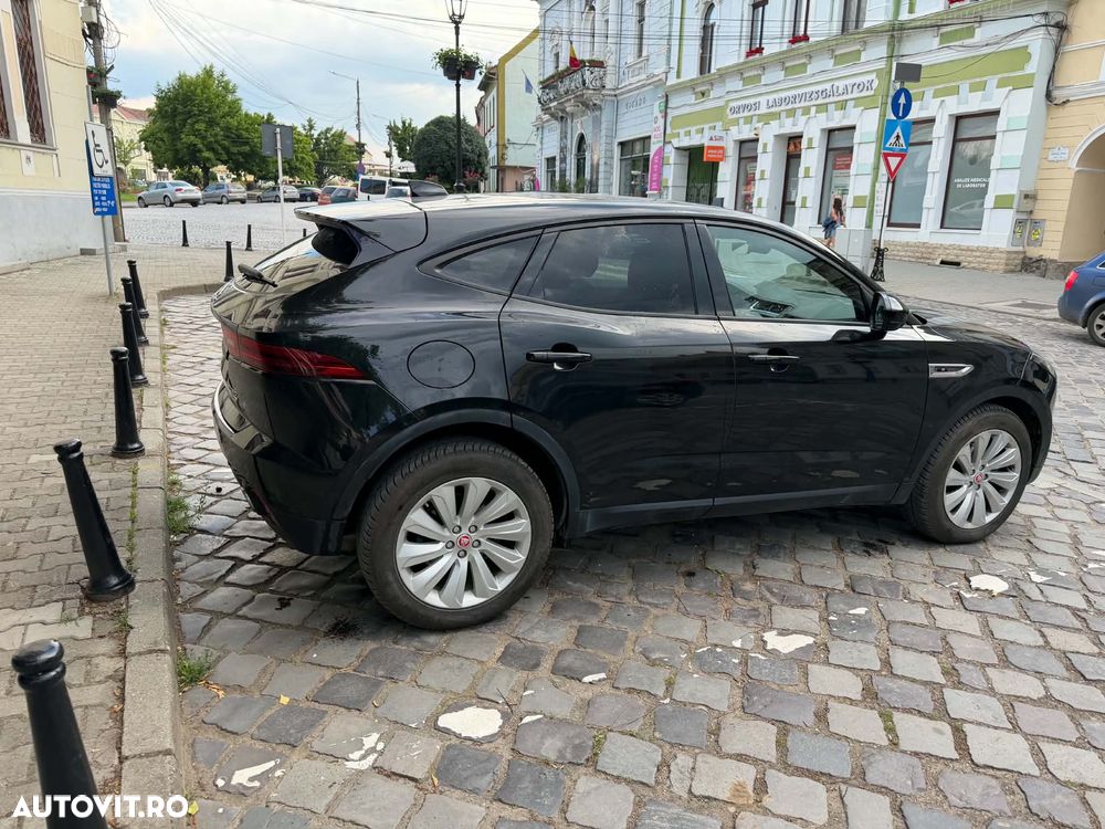 Jaguar E-Pace - 3