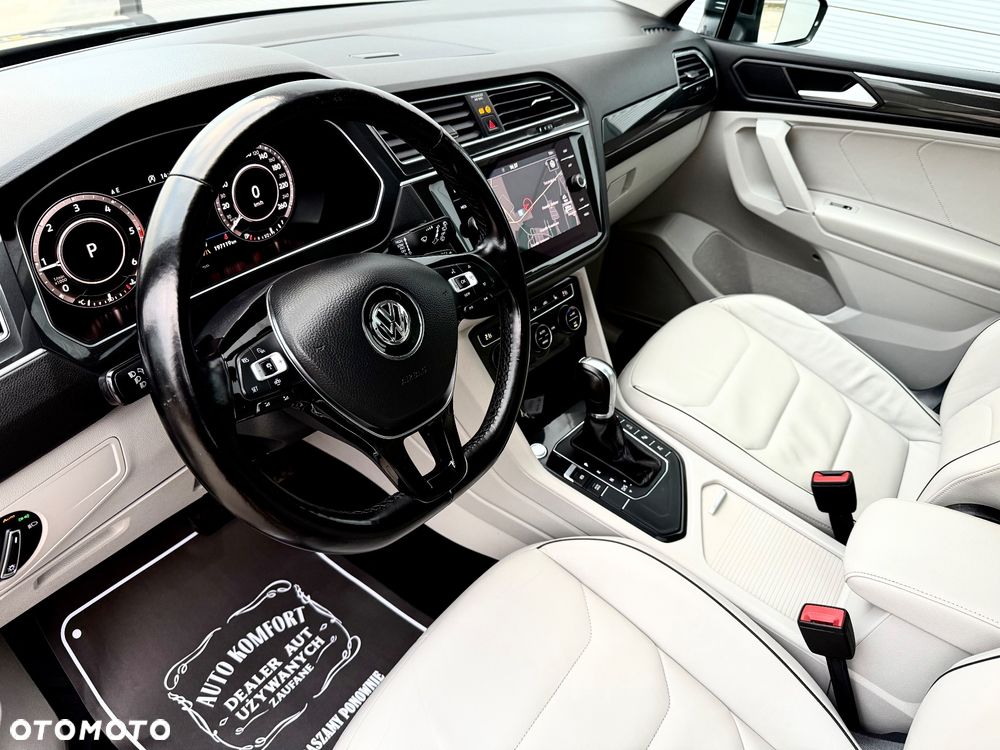 Volkswagen Tiguan Allspace 2.0 TDI SCR 4Motion DSG R-Line - 23