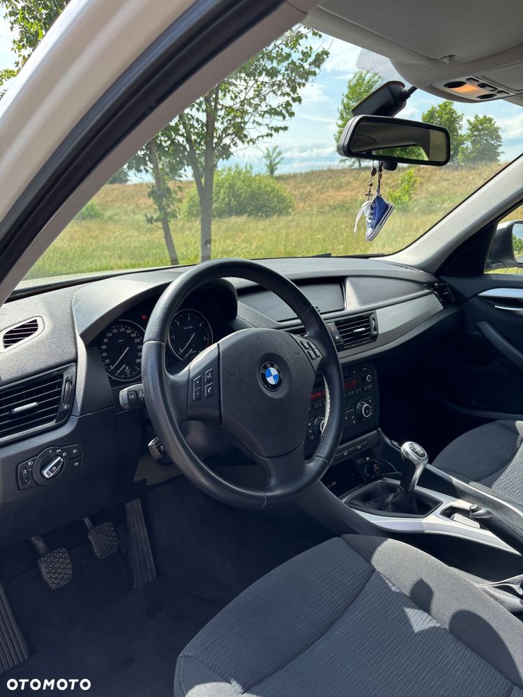 BMW X1 sDrive16d - 8