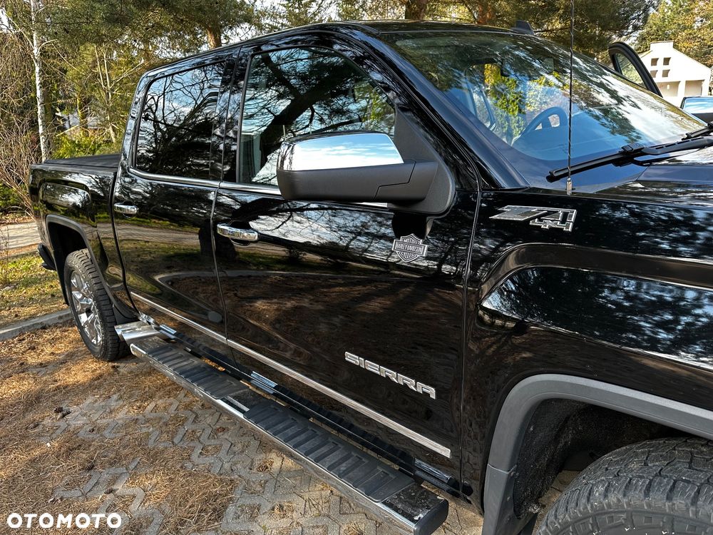 GMC Sierra - 10