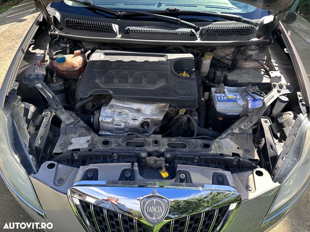Lancia Delta 1.6 MultiJet Aut. Oro - 36