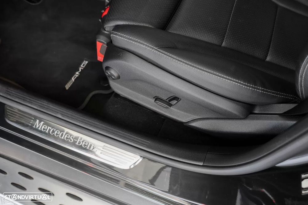 Mercedes-Benz GLC 300 e Coupé 4Matic - 16