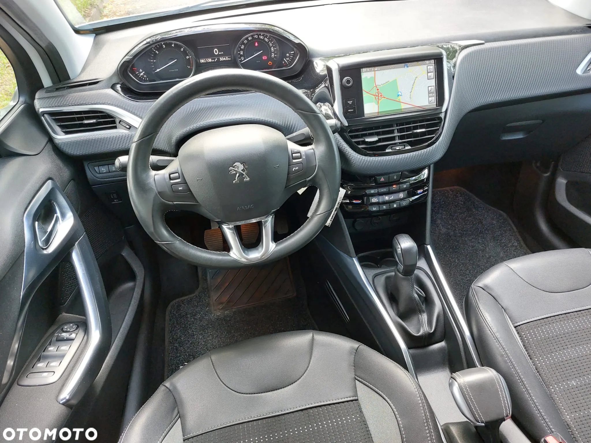 Peugeot 2008 PureTech 82 Allure - 30