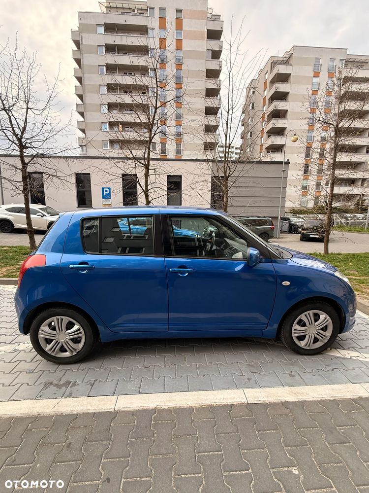 Suzuki Swift - 7