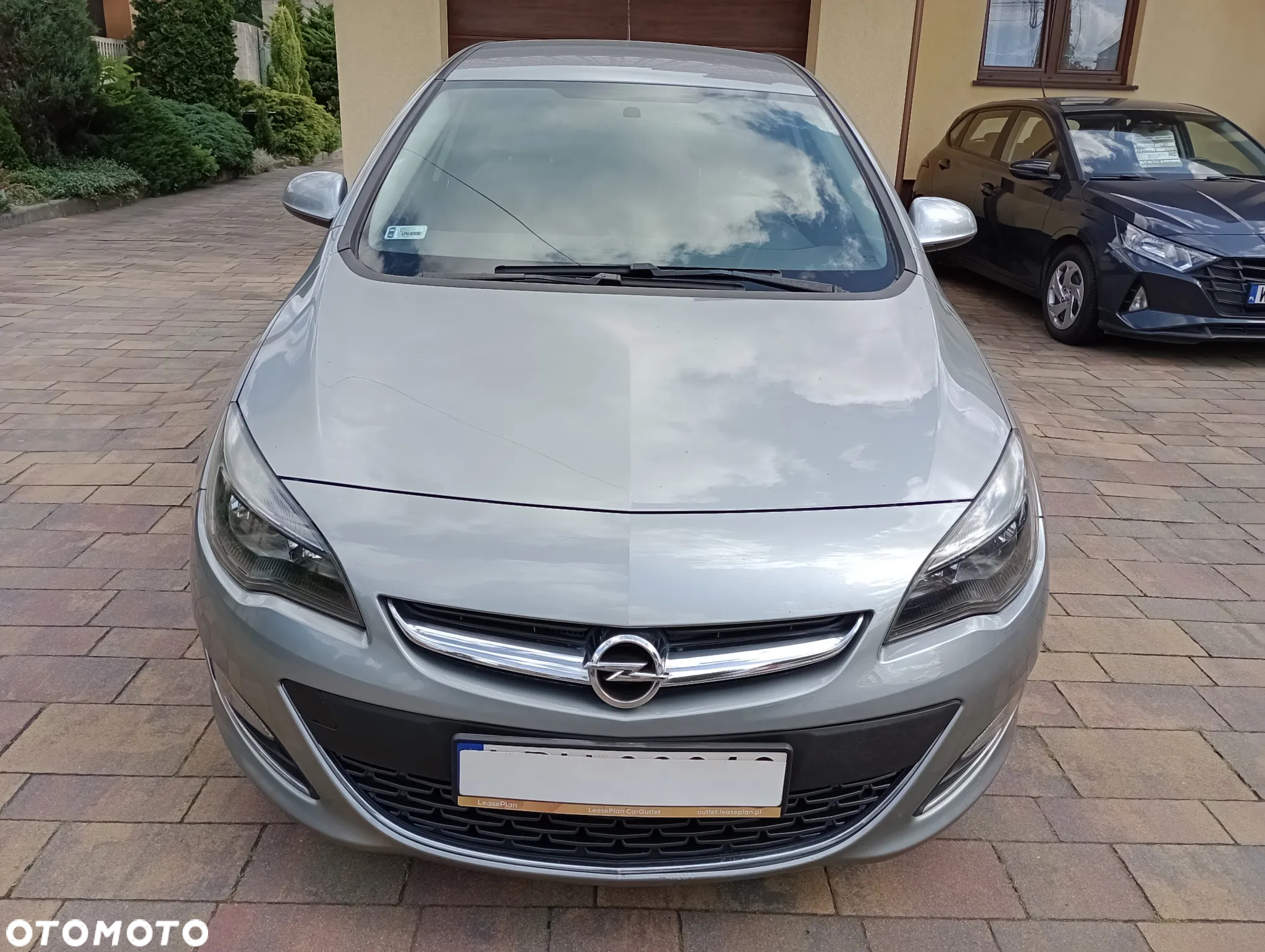 Opel Astra - 10