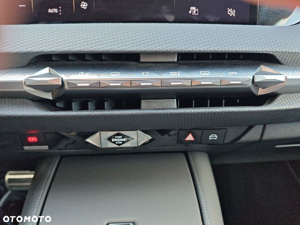 DS Automobiles DS 4 1.2 PureTech Cross Trocadero - 23