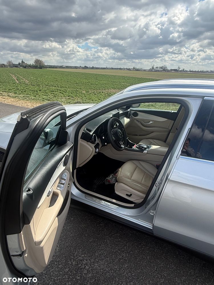 Mercedes-Benz GLC - 9