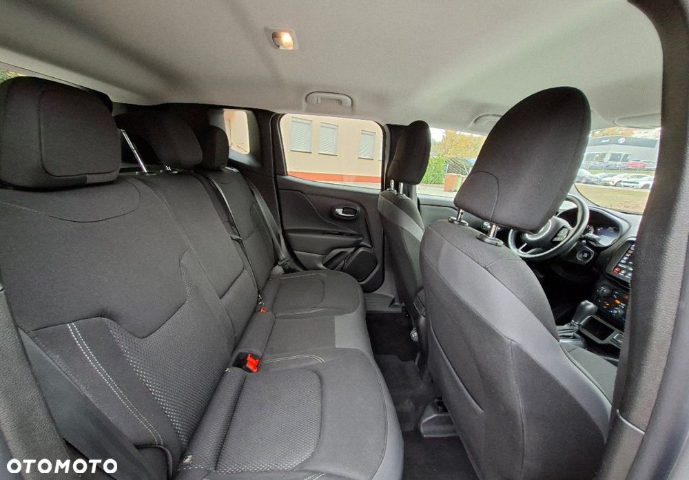 Jeep Renegade - 21