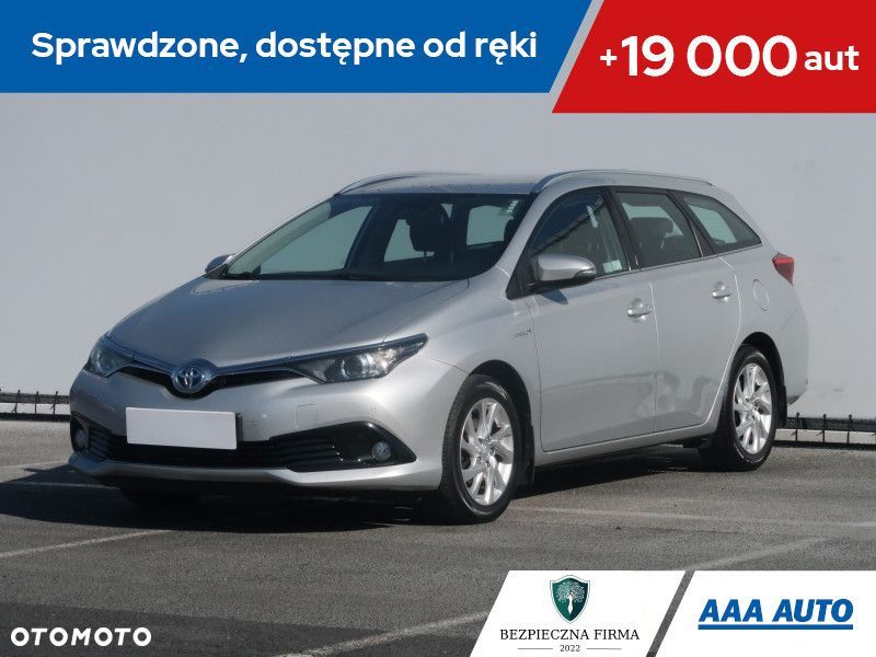 Toyota Auris - 1