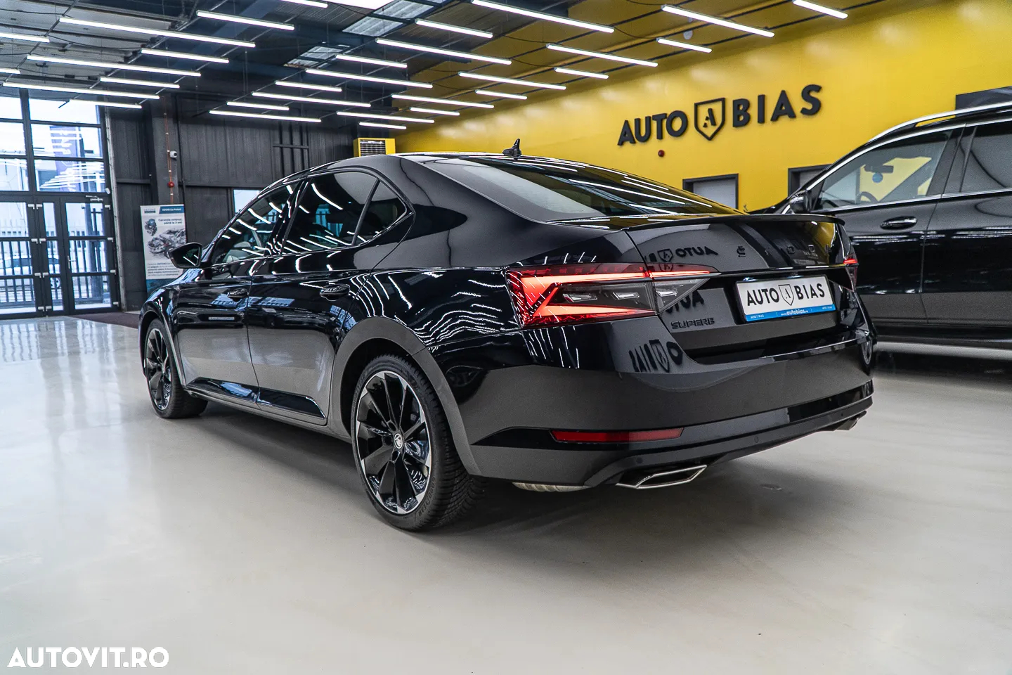 Skoda Superb 2.0 TSI 4X4 DSG Sportline - 5