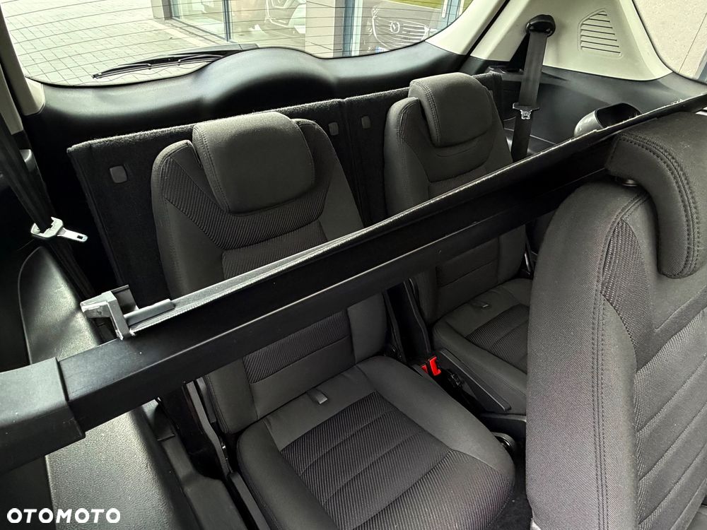 Ford S-Max 2.0 TDCi DPF Titanium X - 28