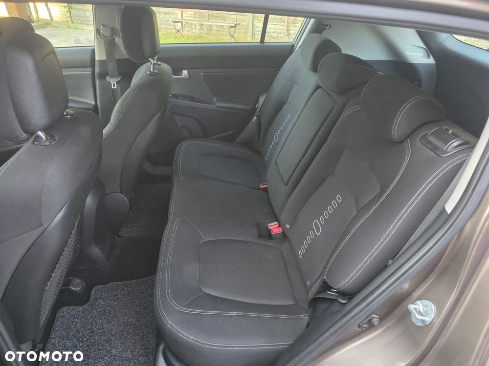 Kia Sportage 1.6 GDI 2WD Attract - 28
