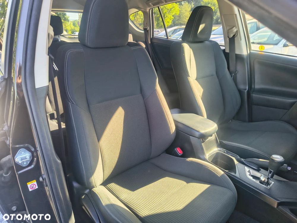 Toyota RAV4 2.2 D-4D 4x4 Automatik Edition - 22
