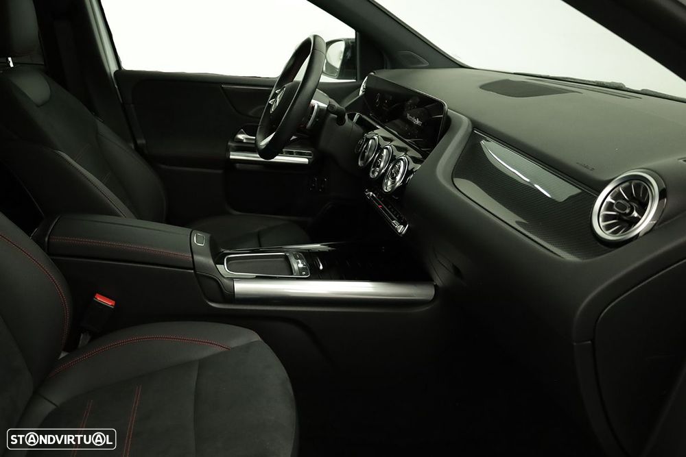 Mercedes-Benz B 250 e AMG Line - 22