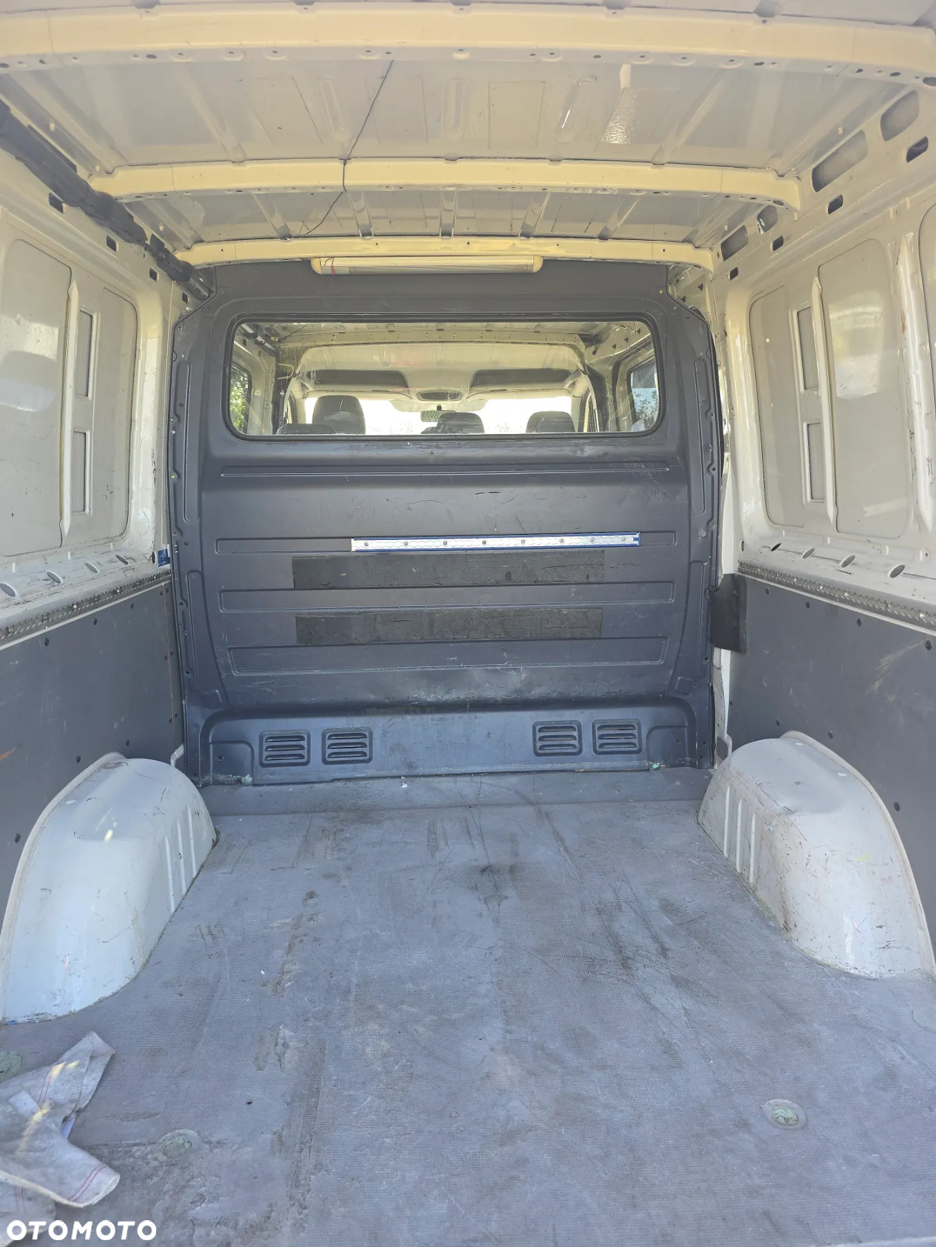 Volkswagen Crafter 30 TDI - 6