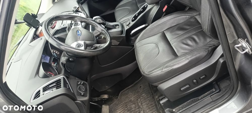 Ford Kuga 2.0 TDCi 4WD Titanium - 12