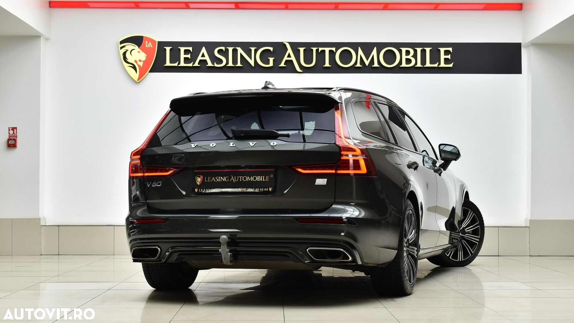 Volvo V60 T6 AWD Recharge Geartronic Inscription - 5