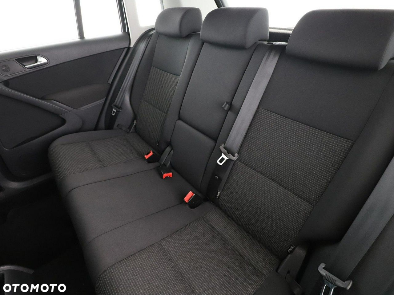 Volkswagen Tiguan - 13